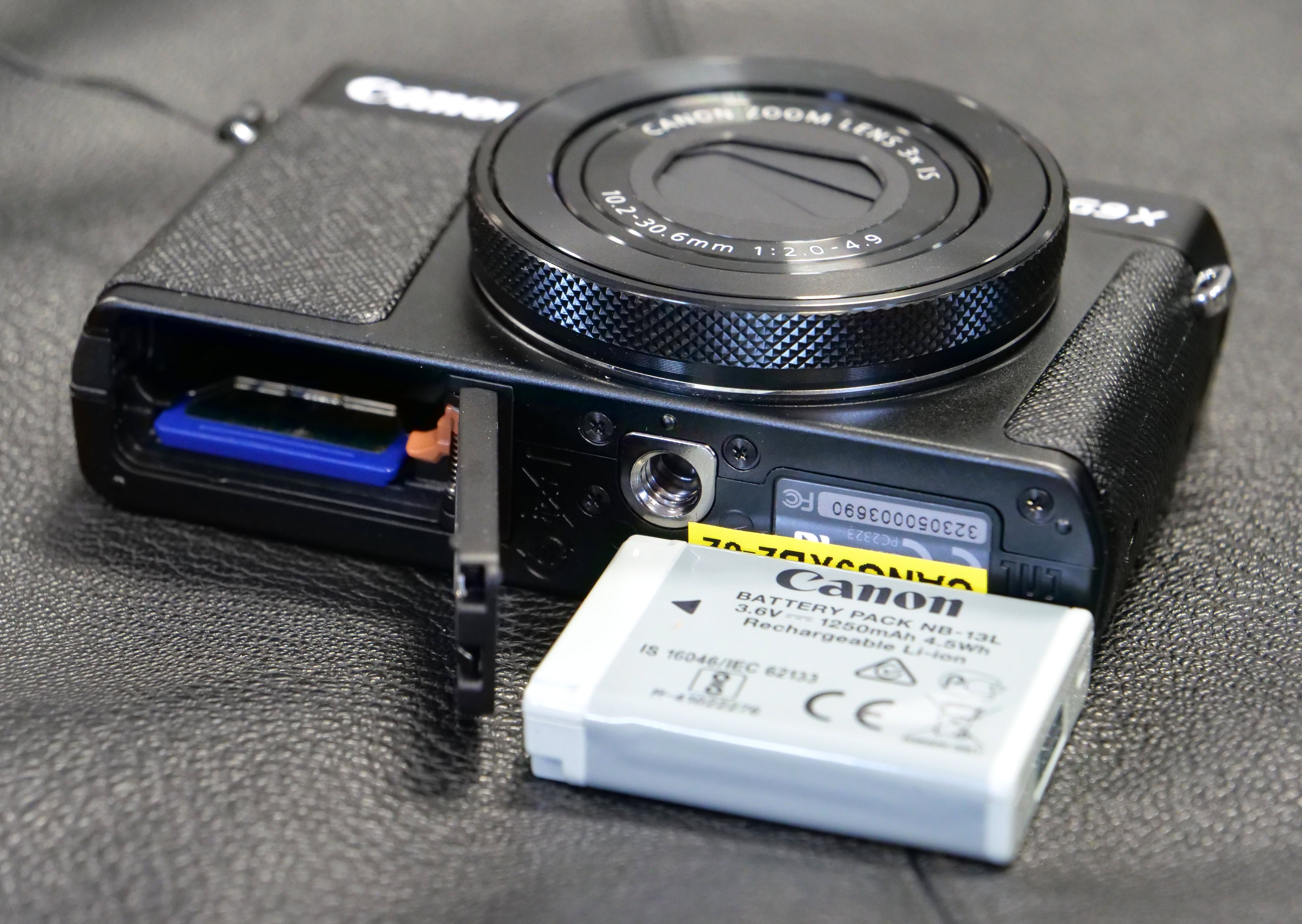 CANON POWERSHOT G7X Mark II 2 Compact Digital Camera With Choice Battery  set