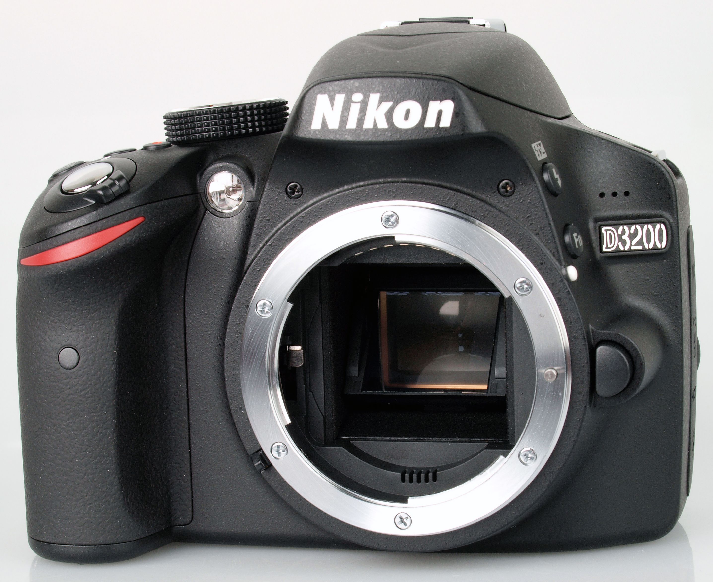 Review of the Nikon D3200. Test the camera Nikon D3200