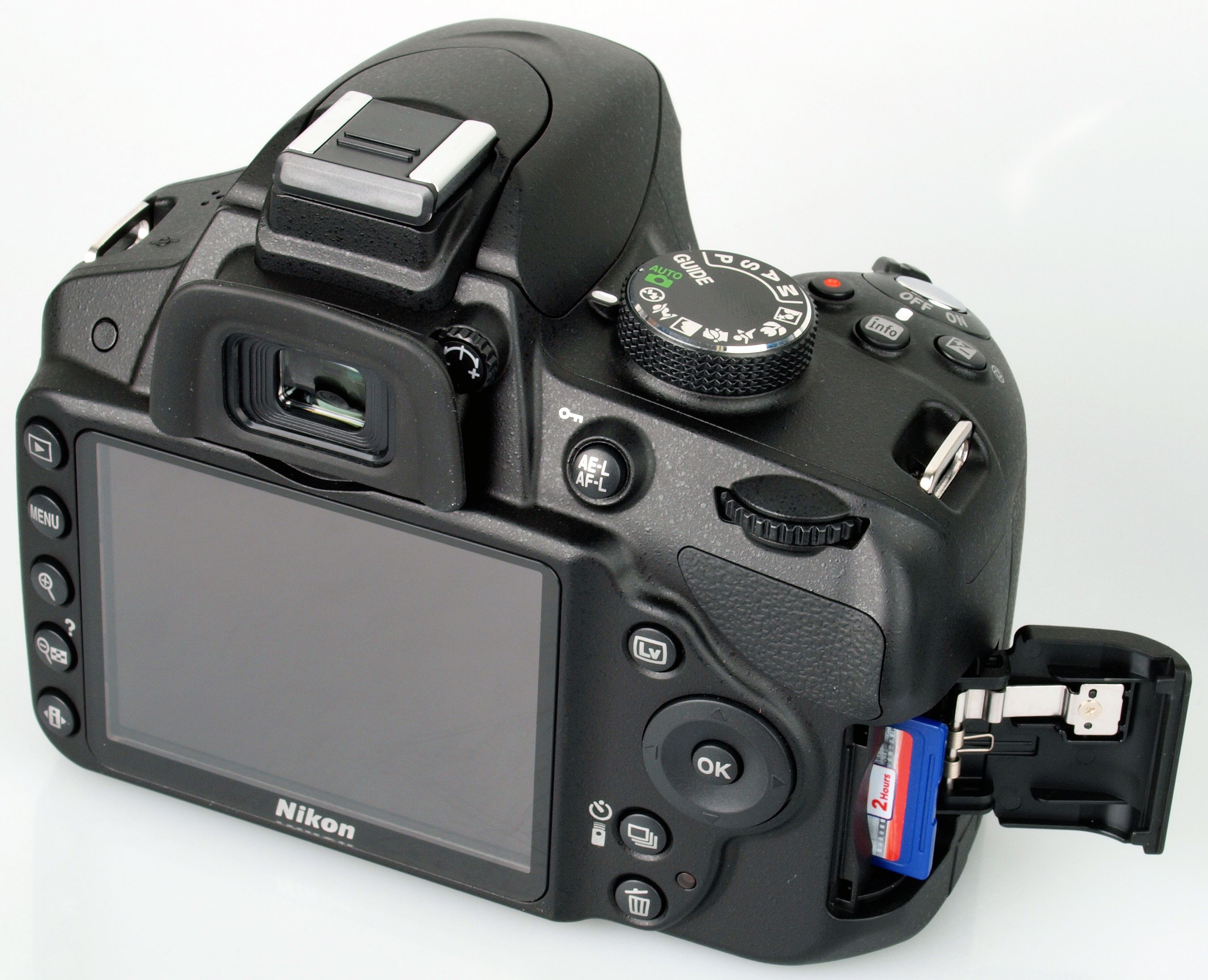 Nikon D3200 24.2 MP CMOS Digital SLR with 18-55mm f/3.5-5.6 Auto Focus-S DX  VR NIKKOR Zoom Lens (Black) (OLD MODEL) : Electronics 