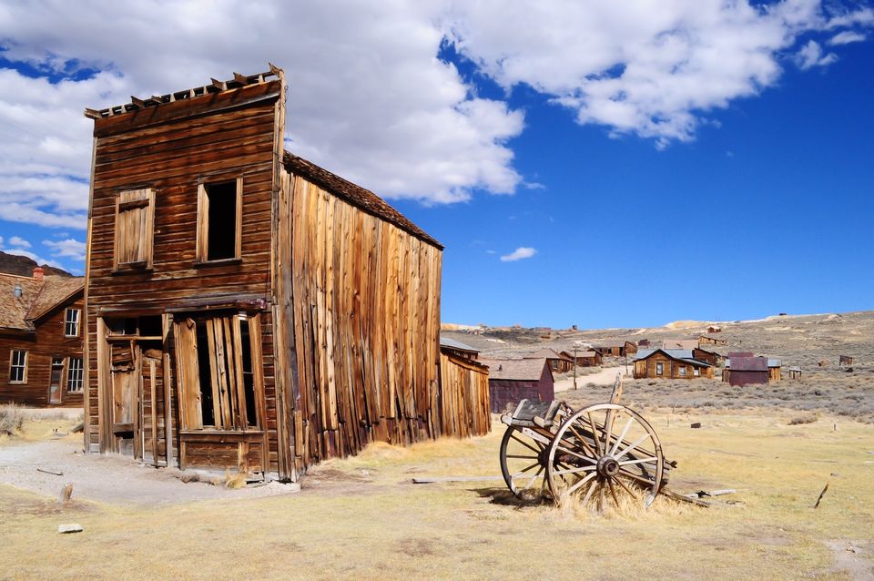 Filming a Western in Los Angeles? Here are the Best Desert Locations for Rent.