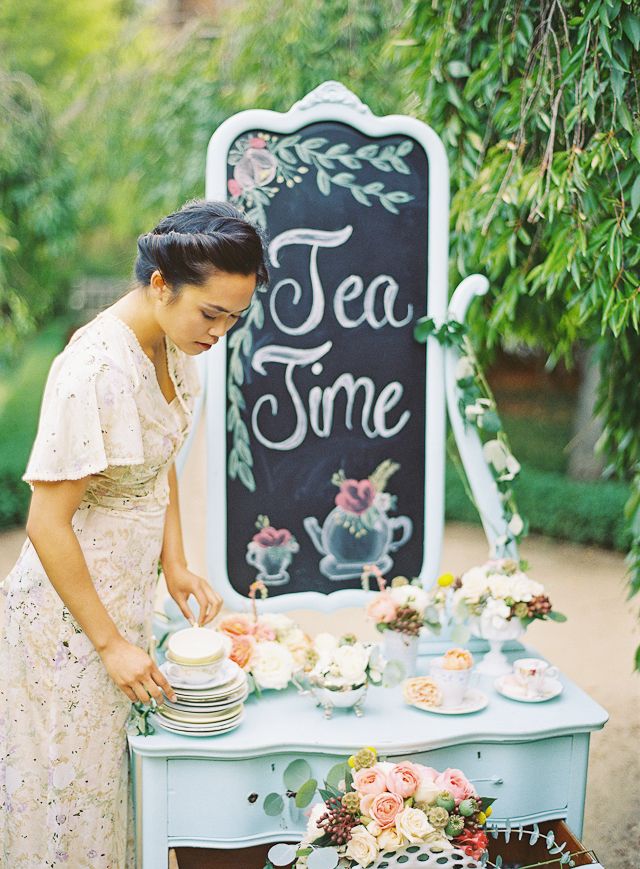 The Best Vintage Tea Party Bridal Shower