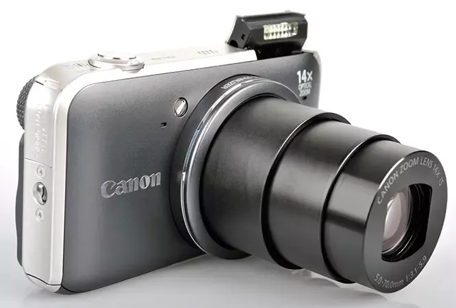 Canon Powershot Sx220 Telephoto Flash.jpg
