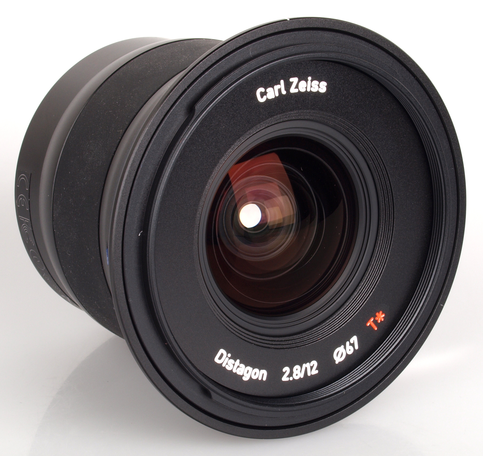 Carl Zeiss Touit Distagon T* 12mm f/2.8 Lens Review