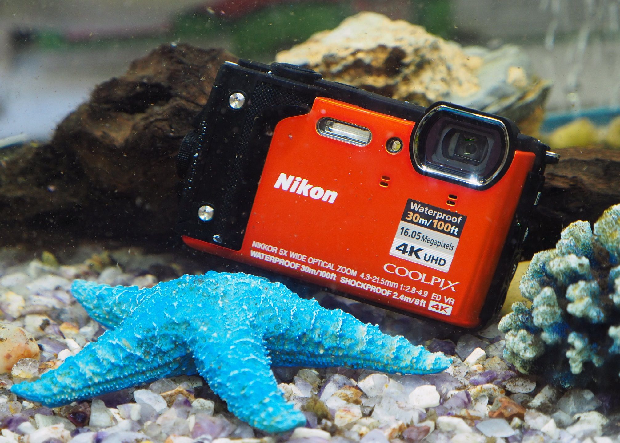 Highres Nikon Coolpix W300 Underwater 1503040400