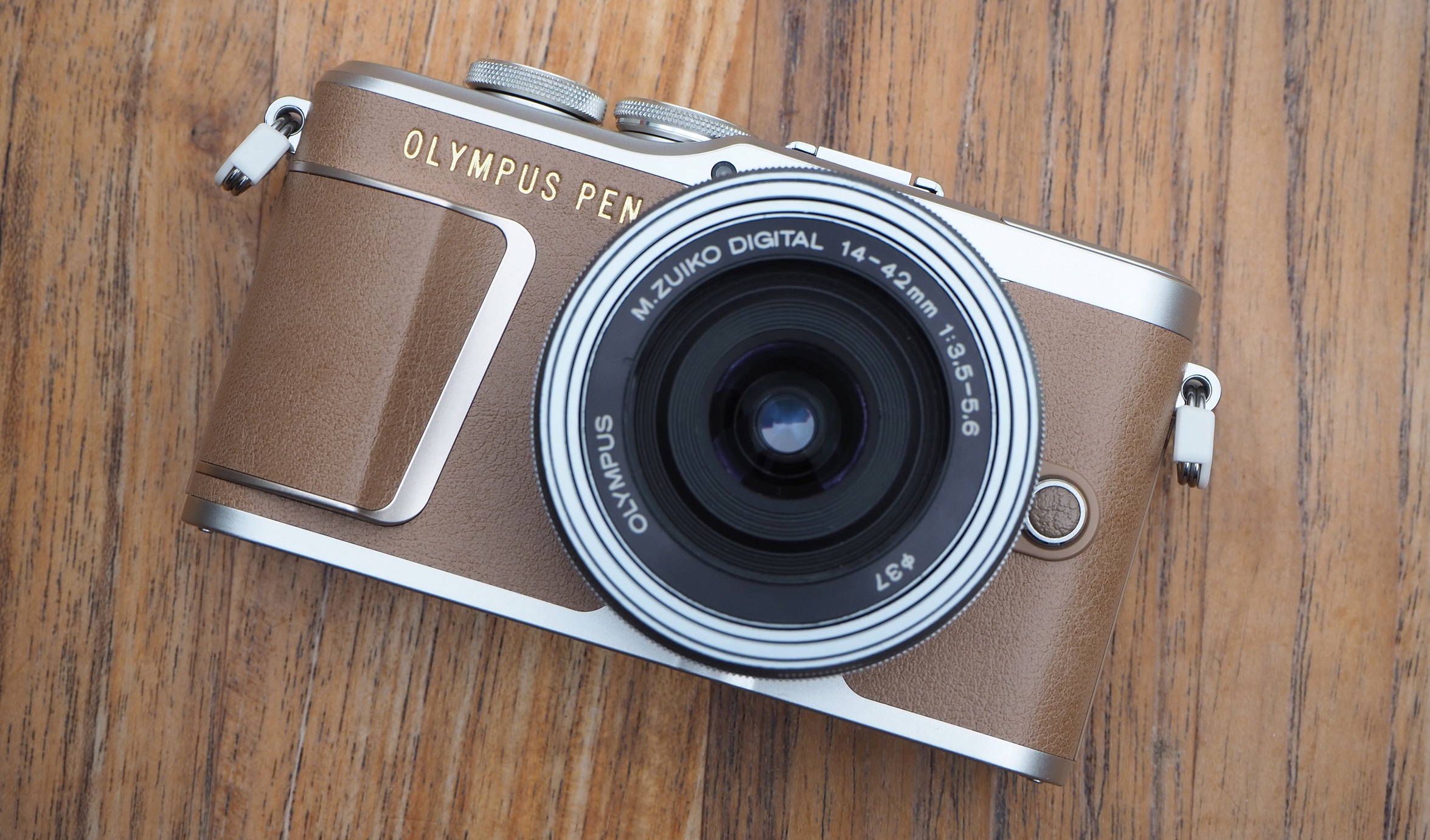 Olympus PEN E-PL9 Camera Review