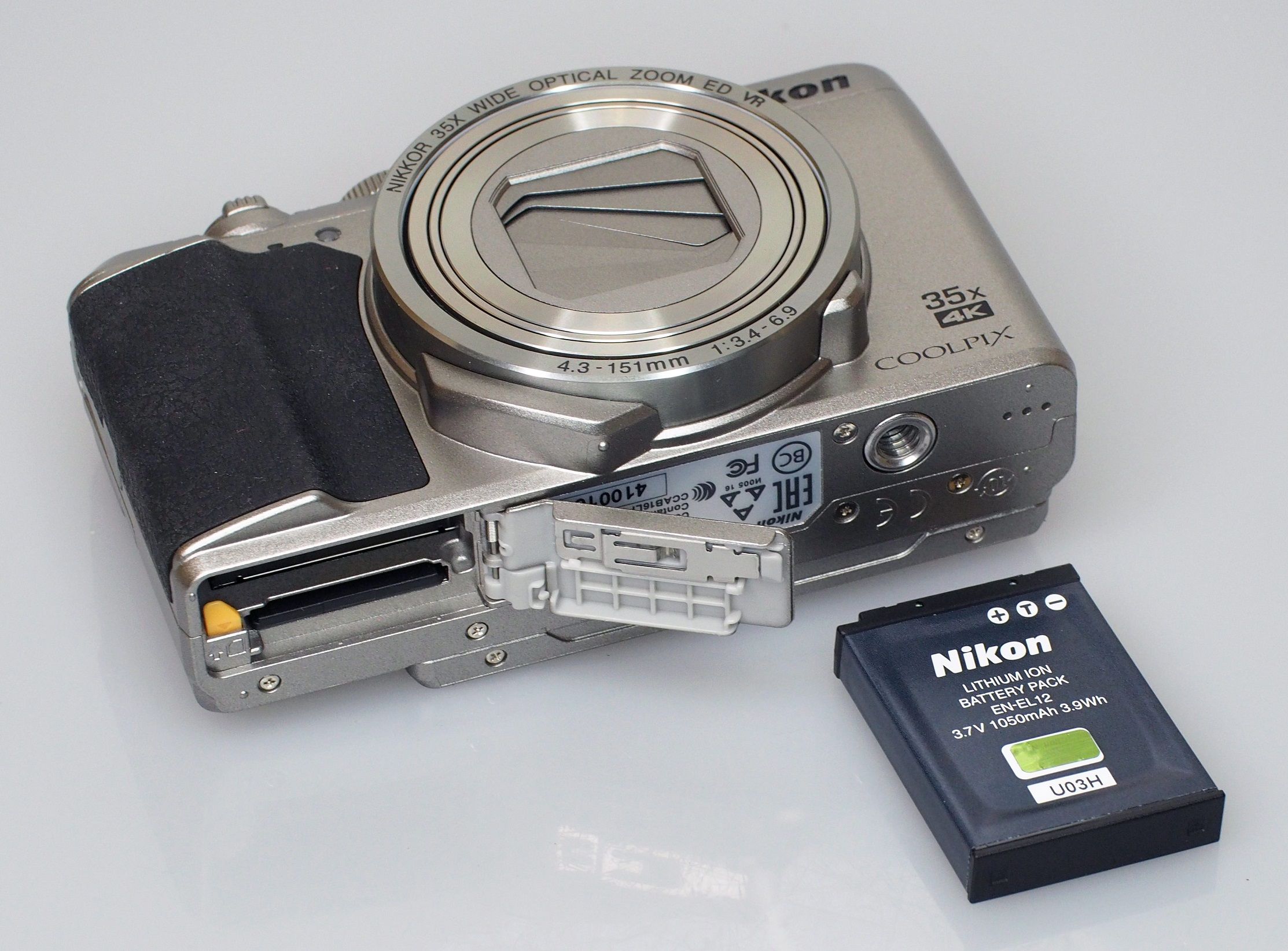 Nikon Coolpix A900 Review