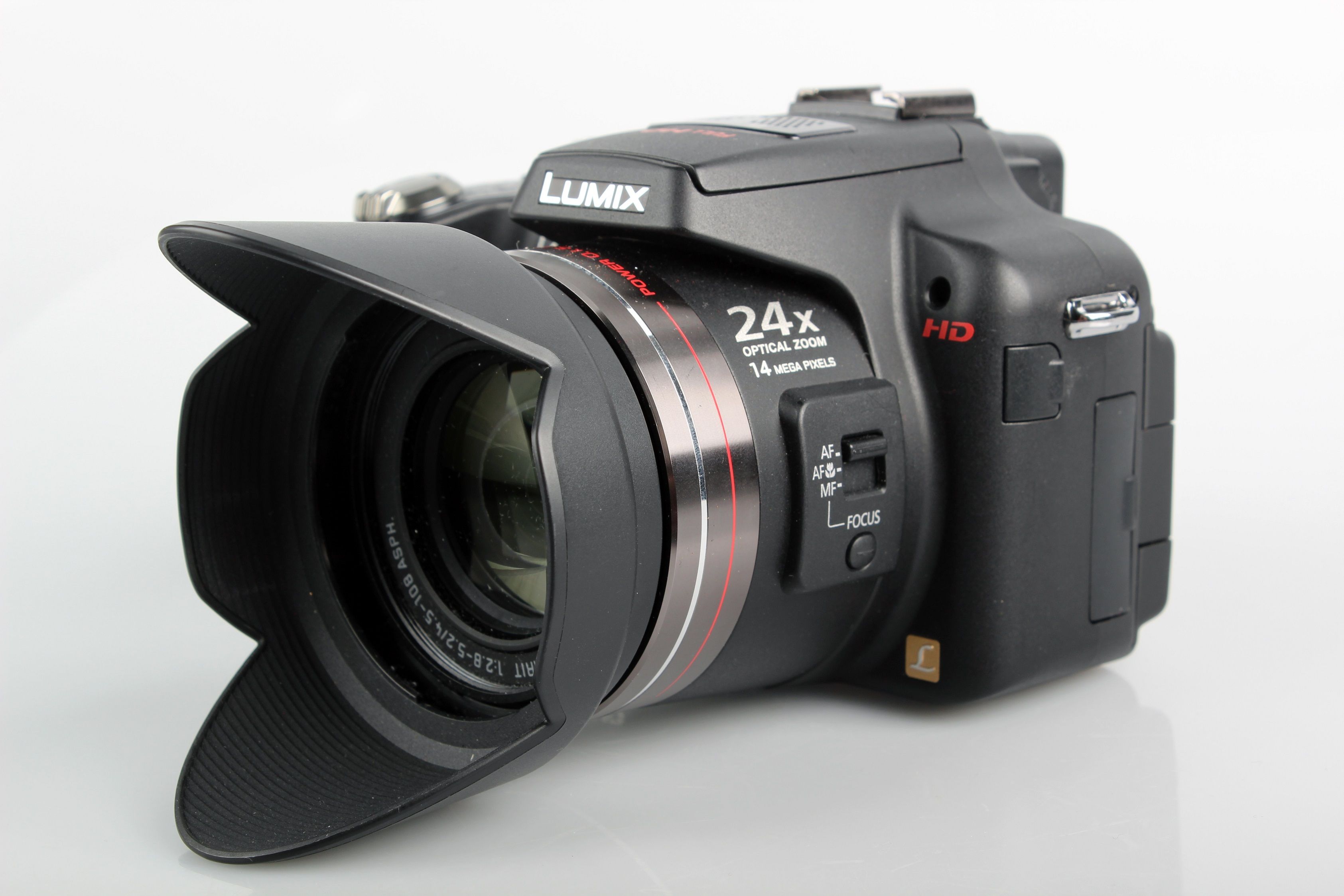 Panasonic Lumix Dmc Fz100 Front Lens3