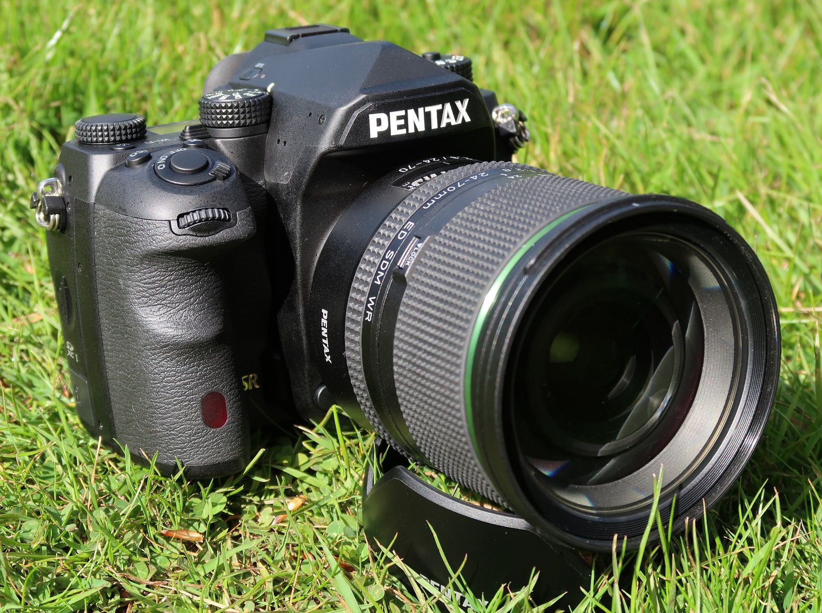 Highres Pentax K 1 24 70mm Lens 1 1461841342
