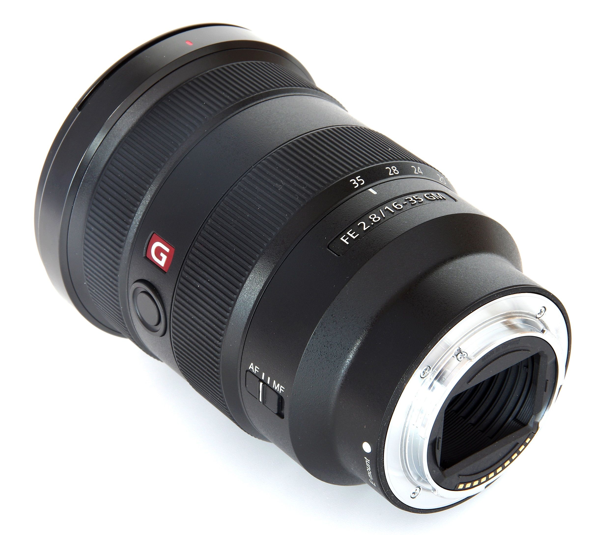 Highres Sony 16 35mm F28 Gm Rear Oblique View 1505460641