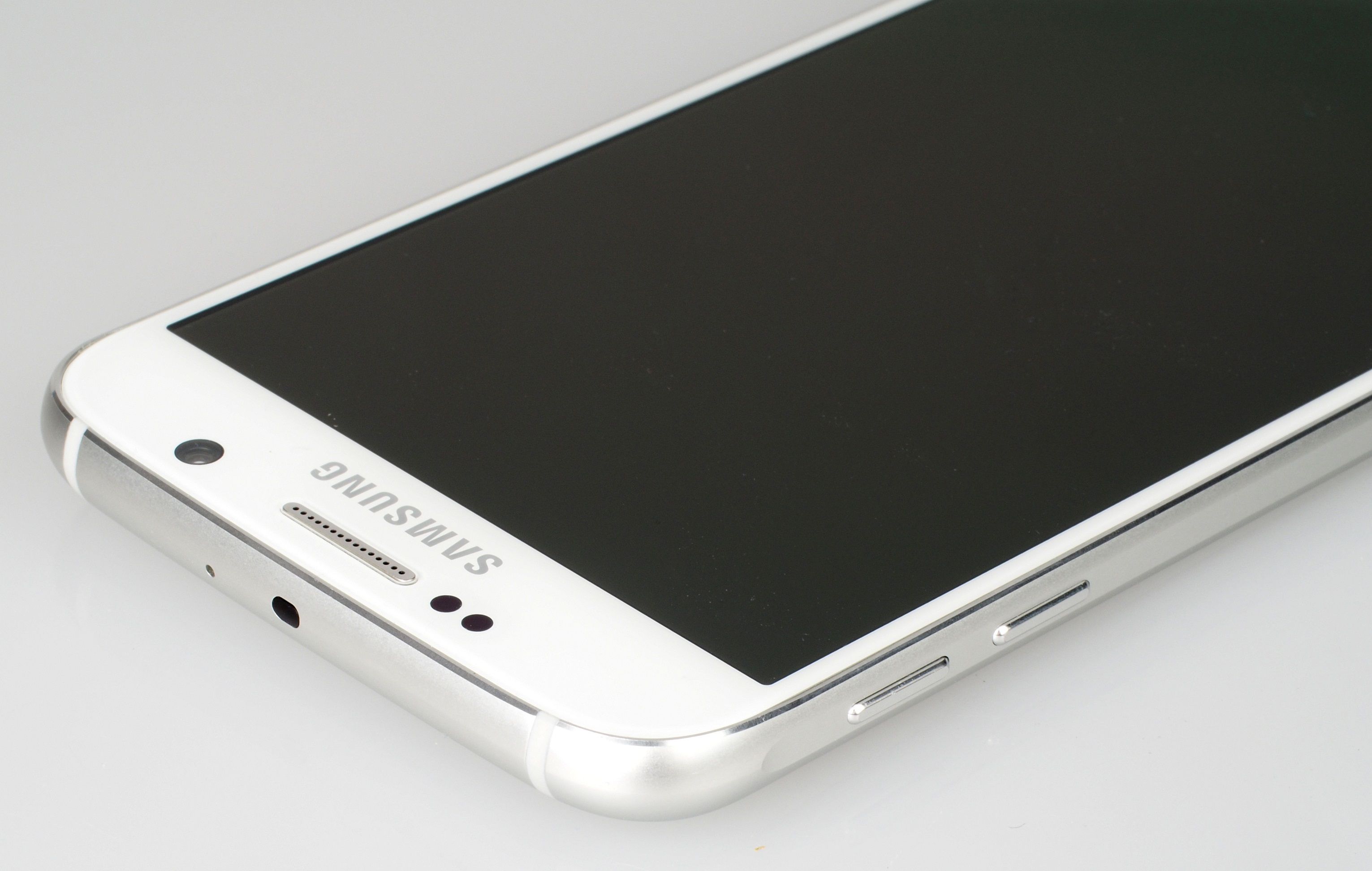 Highres Samsung Galaxy S6 White 4 1435325244