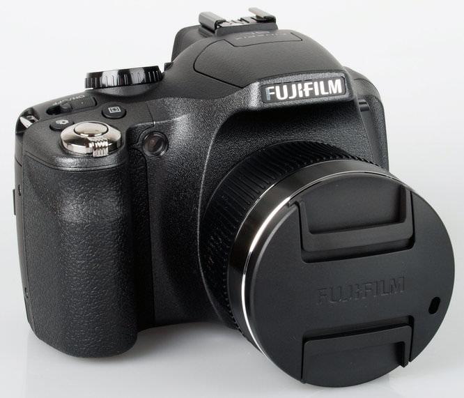 Fujifilm FinePix SL300 Digital Camera Review: Fujifilm Finepix Sl300 With Lens Cap