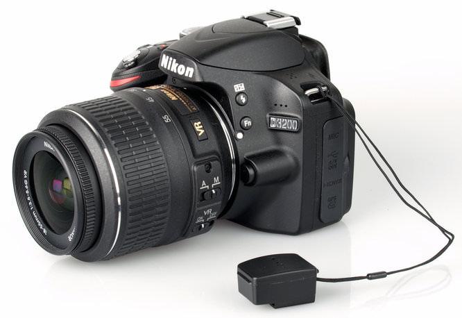 Nikon WU-1a Wireless Mobile Adapter Review: Nikon Wu 1a Wireless Mobile Adapter On D3200 3