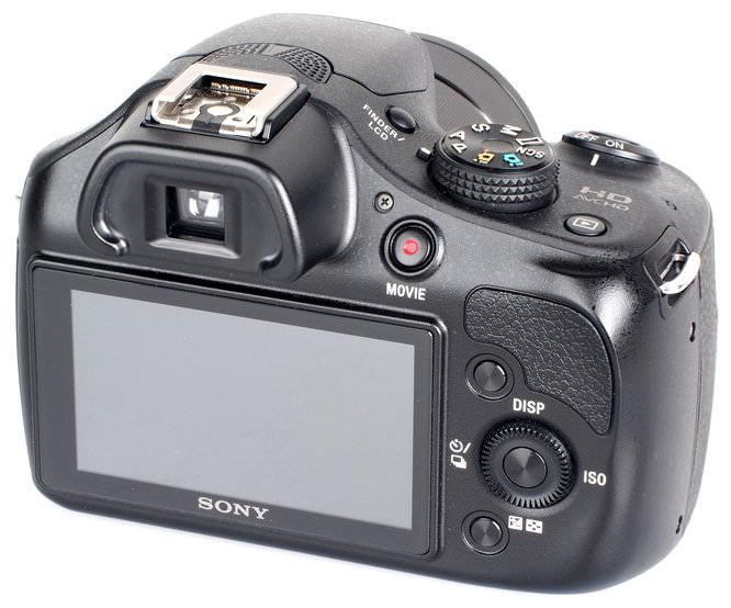 Sony Alpha 3000 Mirrorless Camera Review: Sony Alpha A3000 (8)