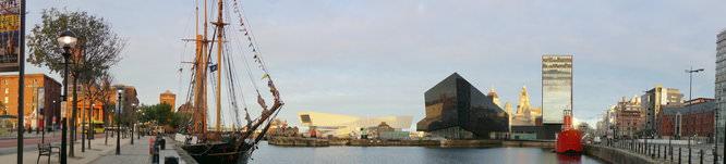 Sony Alpha 3000 Mirrorless Camera Review: Panoramic Liverpool Docks | 1/60 sec | f/4.0 | 18.0 mm | ISO 100