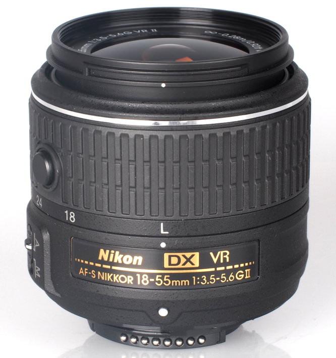 Nikon AF-S DX Nikkor 18-55mm f/3.5