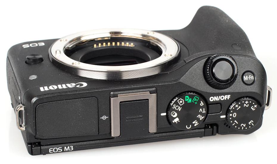 Canon EOS M3 CSC Review: Canon EOS M3 Black (10)
