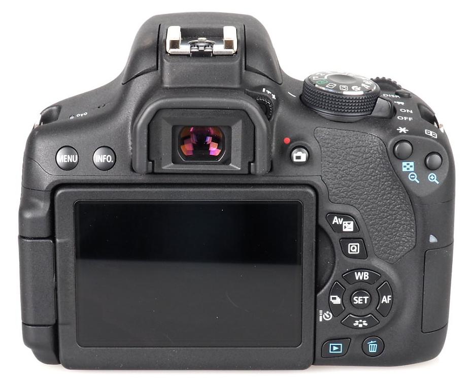 Canon EOS 750D Review: Canon EOS 750D (9)