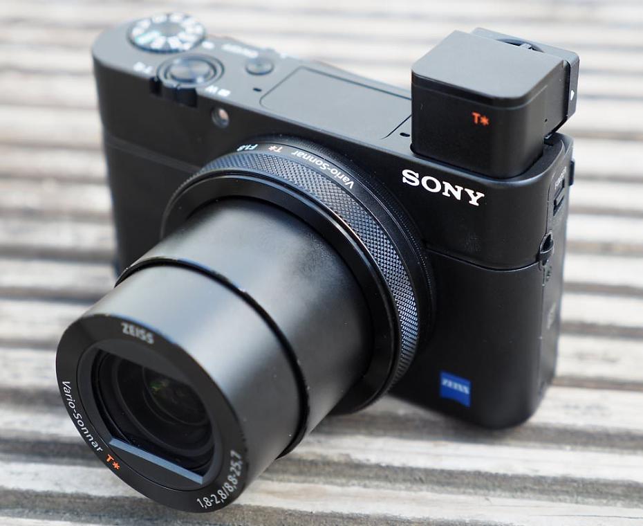 Sony RX100 IV Camera Review: Sony Cyber Shot RX100 IV (3)