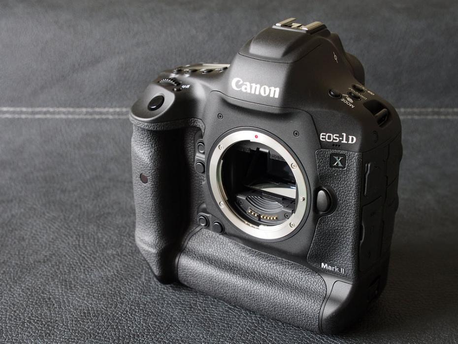 Canon EOS-1D X Mark II Review: Canon EOS 1D X MarkII DSLR (4)