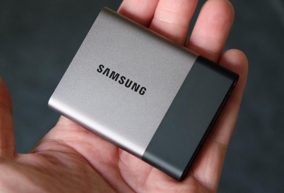 Samsung Portable SSD T3 Review: Samsung T3 1TB SSD (1)