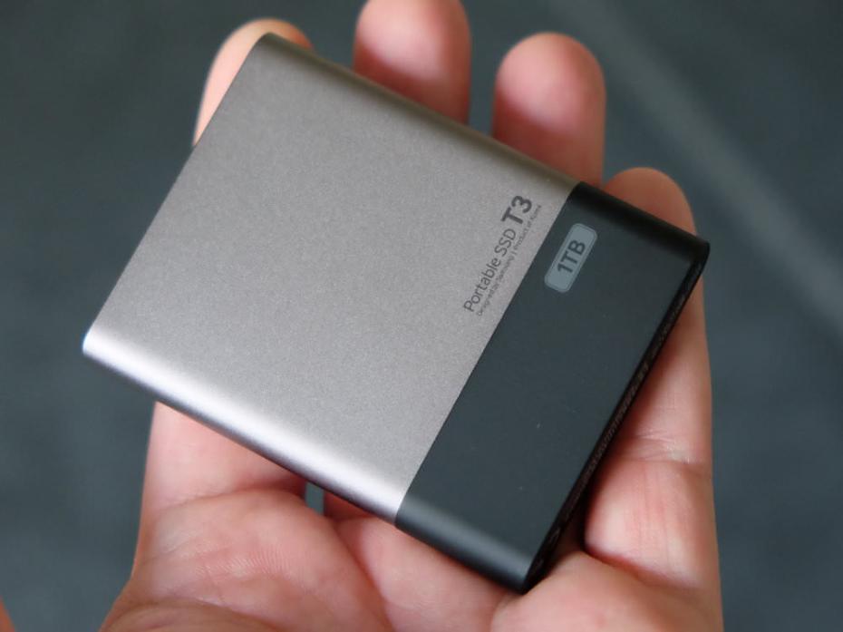 Samsung Portable SSD T3 Review: Samsung T3 1TB SSD (2)