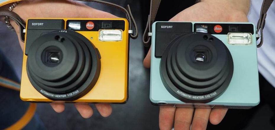 Leica SOFORT Instant Camera Review : Leica Sofort