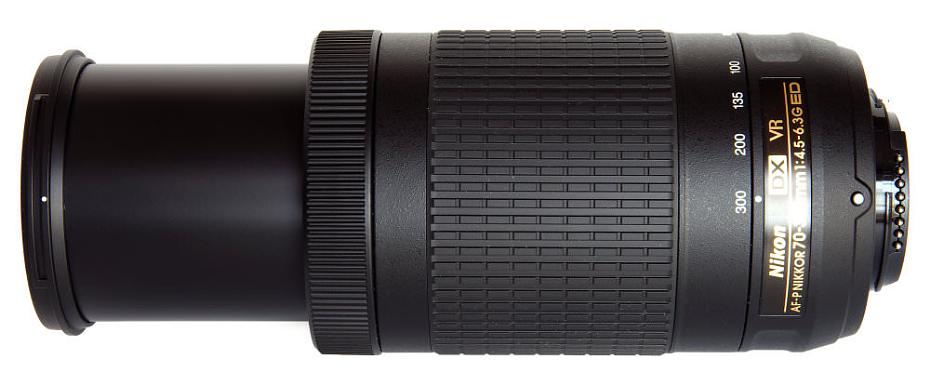 Nikon AF-P DX Nikkor 70-300mm f/4.5-6.3 G ED VR Review: Af P Nikkor 70 300mm Vr Top View At 300mm