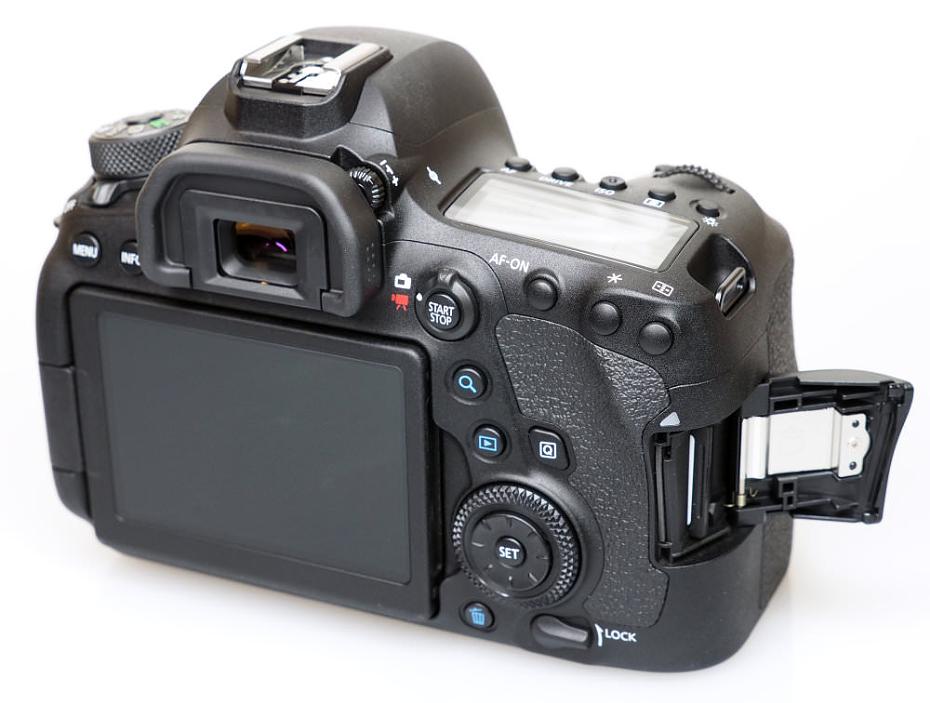 Canon EOS 6D Mark II Review: Canon EOS 6D MarkII (10)
