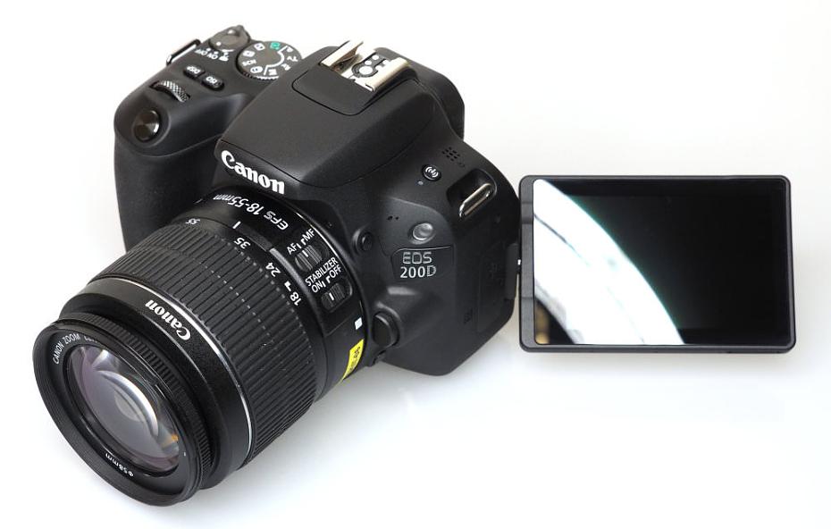Canon EOS 200D Rebel SL2 Review: Canon EOS 200D Black (8)