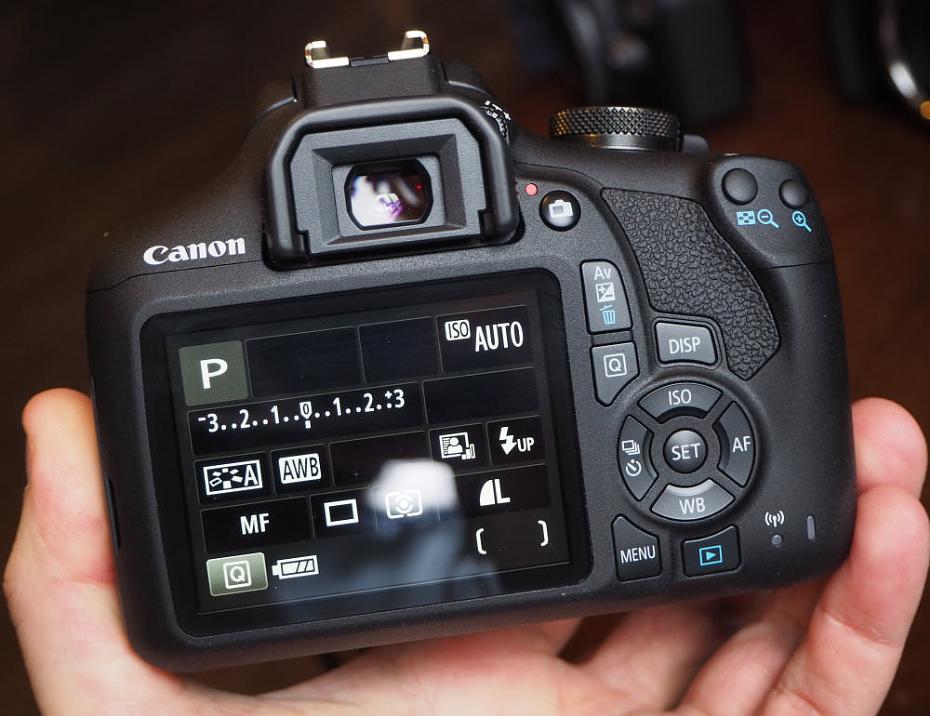 Canon EOS 2000D Review: Canon EOS 2000D 24mp (9)