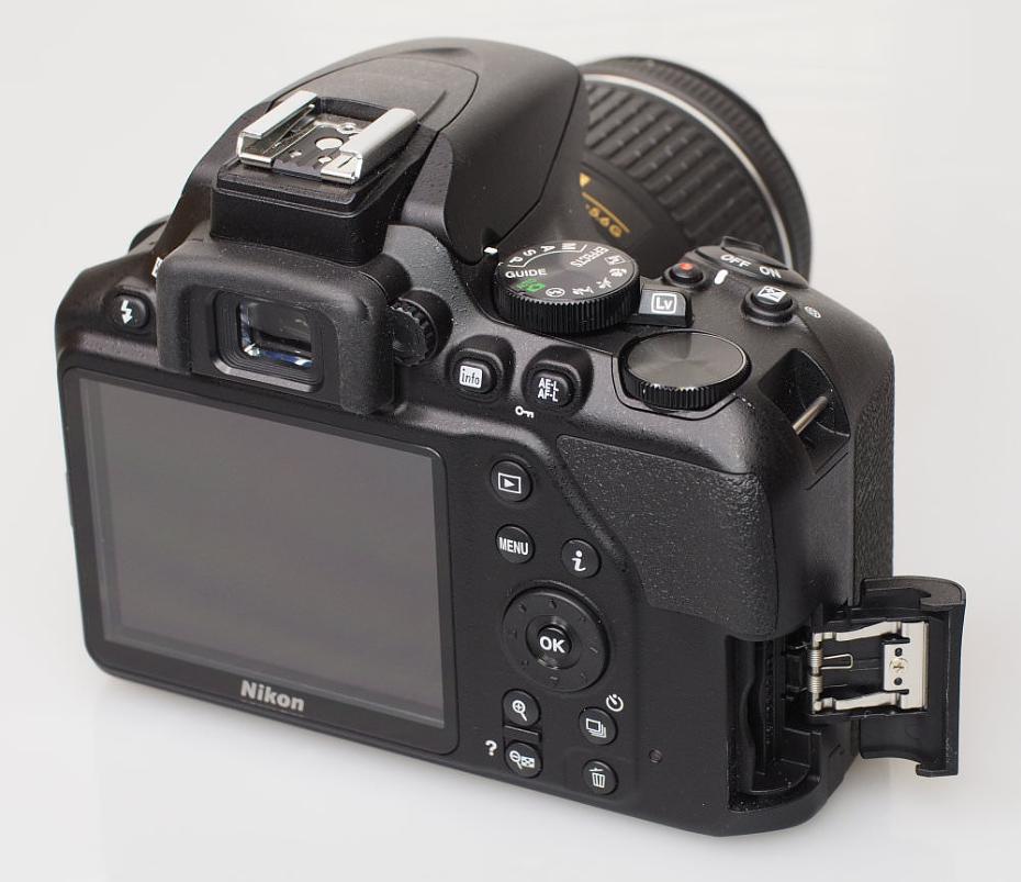 Nikon D3500 Review: Nikon D3500 (5)