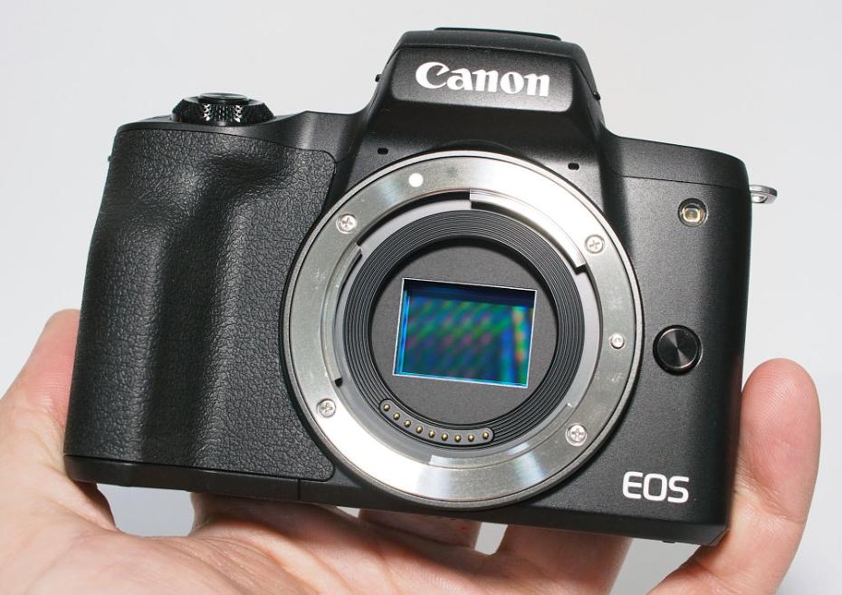 Canon EOS M50 Mark II Review: Canon EOS M50 II (1)