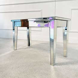 Prop Mirror Piano Bench