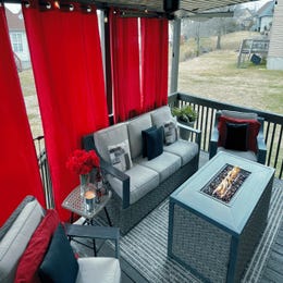 NEW Charming Patio Space (Content Creating & Photo Shoots)