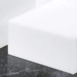 Low White posing box