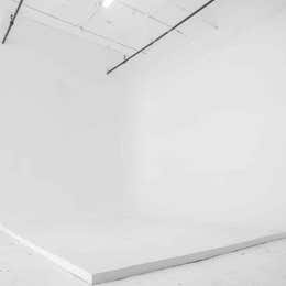 Fresh white paint on cyclo after use 