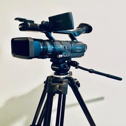 FX7 Sony Camera with Tripod