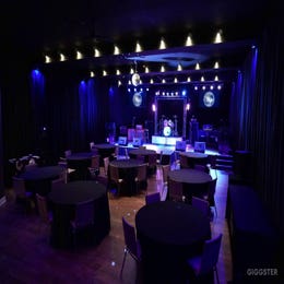 Set Of 9 Round Banquet Tables