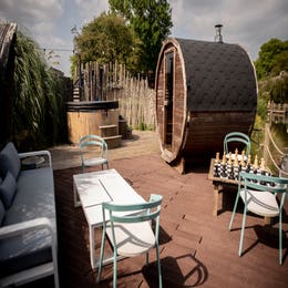 2 hour Spa Deck session