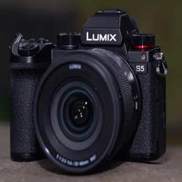 PANASONIC S5 FULL FRAME CAMERA