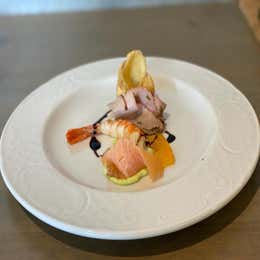 Table-served dinner