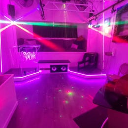 Live Streaming Dj Studio