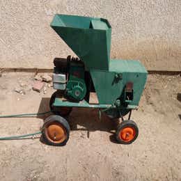 Peanut shellers or similar