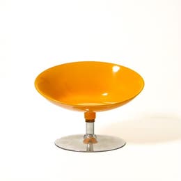 2 Retro Style Egg Chairs 