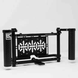 DIRECTOR’S MONITOR CAGE