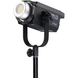 Nanlite FS-150B Bi-Color w/ softbox and C-stand