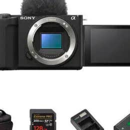 Sony ZV E10 II + Sigma 18-50mm