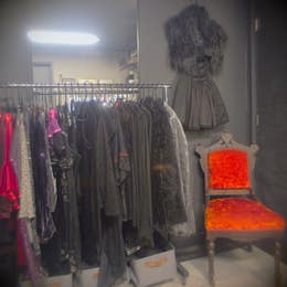 Collezione di abbigliamento GOTH