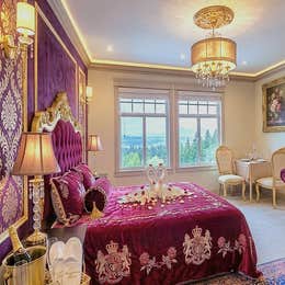 Royal Honeymoon Suite