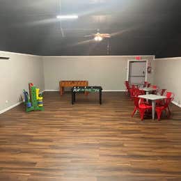 MIDDLE ROOM RENTAL~ADD ON 